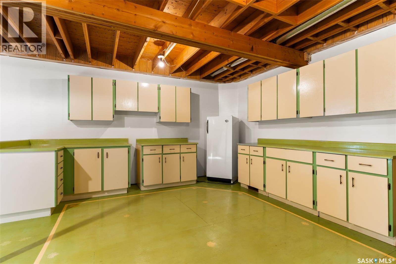 420 3rd Avenue, Kelliher, Saskatchewan  S0A 1V0 - Photo 33 - SK024154