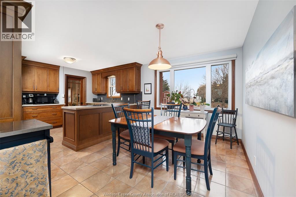 527 County Rd 42, Lakeshore, Ontario N8N 2L9 - Photo 18 - 25028946