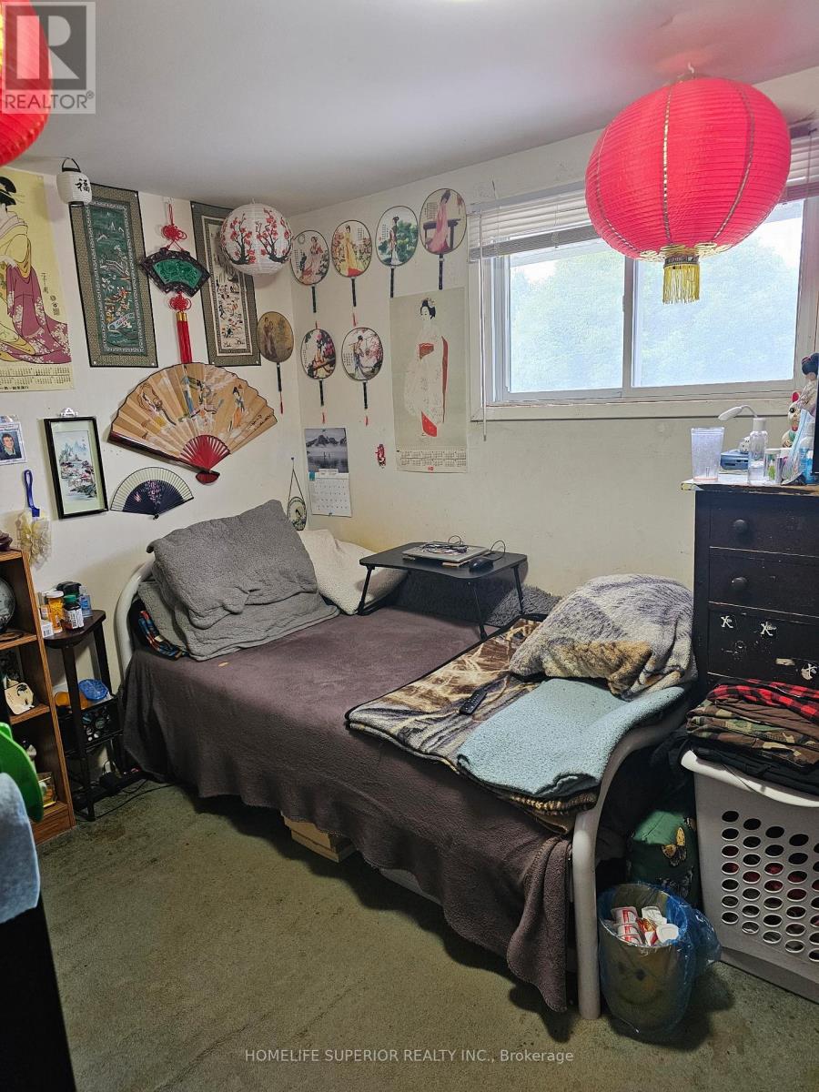 98 Paul Drive, Lanark Highlands, Ontario  K0G 1K0 - Photo 17 - X12399620