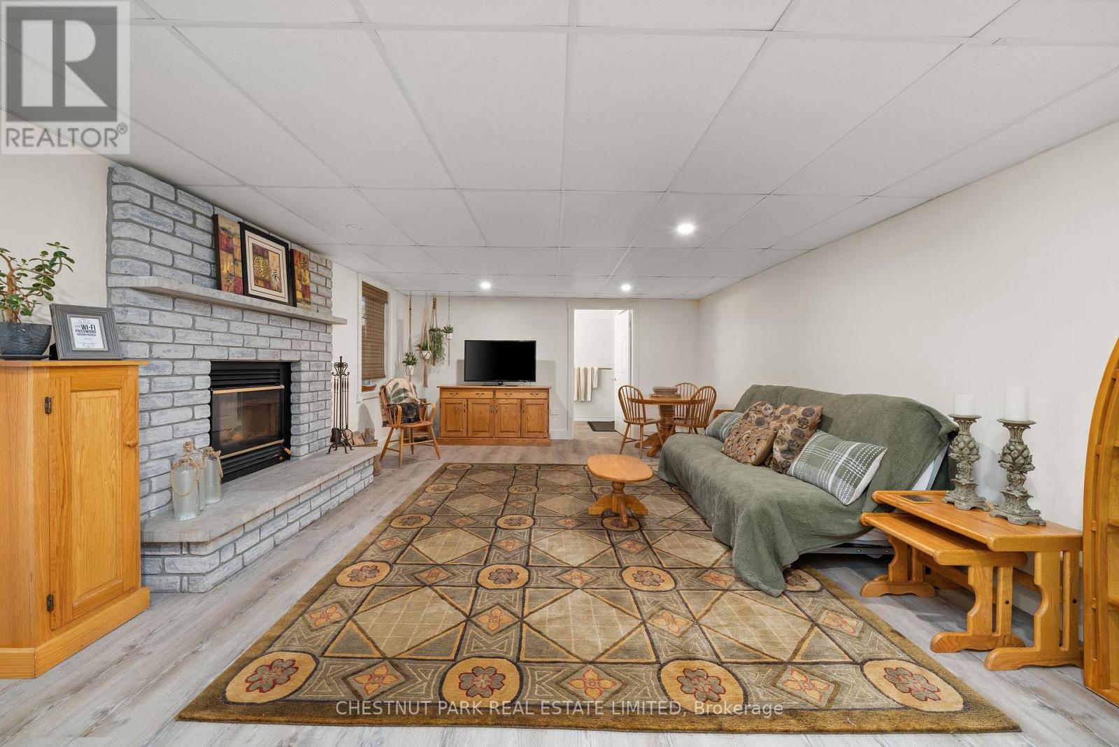 4698 County Road 8, Prince Edward County, Ontario  K0K 2T0 - Photo 37 - X12413046