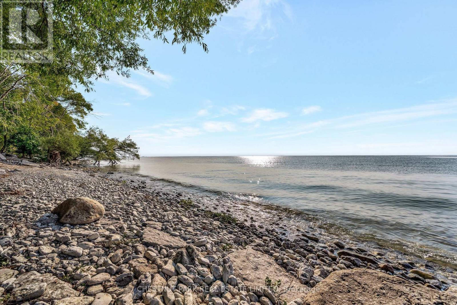 4698 County Road 8, Prince Edward County, Ontario  K0K 2T0 - Photo 6 - X12413046