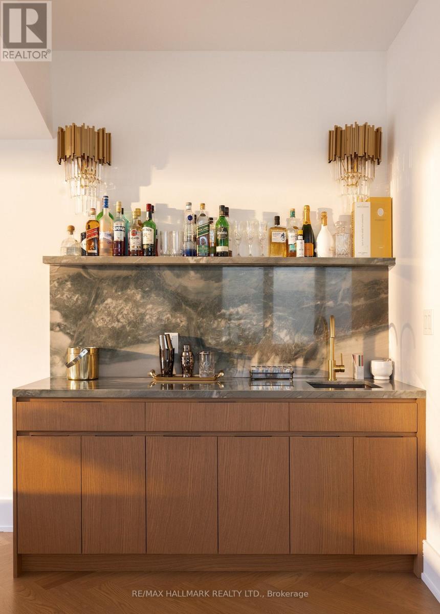 18 Foxley Street, Toronto, Ontario  M6J 1R1 - Photo 15 - C12550972