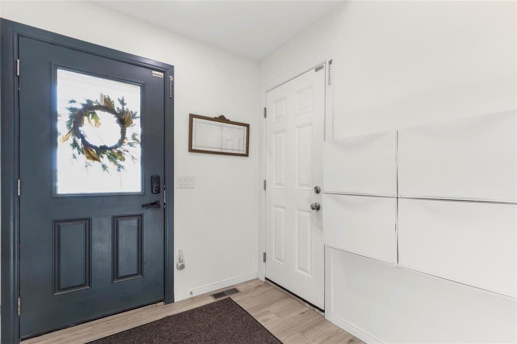 58 Feathertail Way, New Bothwell, Manitoba R0A 1C0 - Photo 2 - 202528370