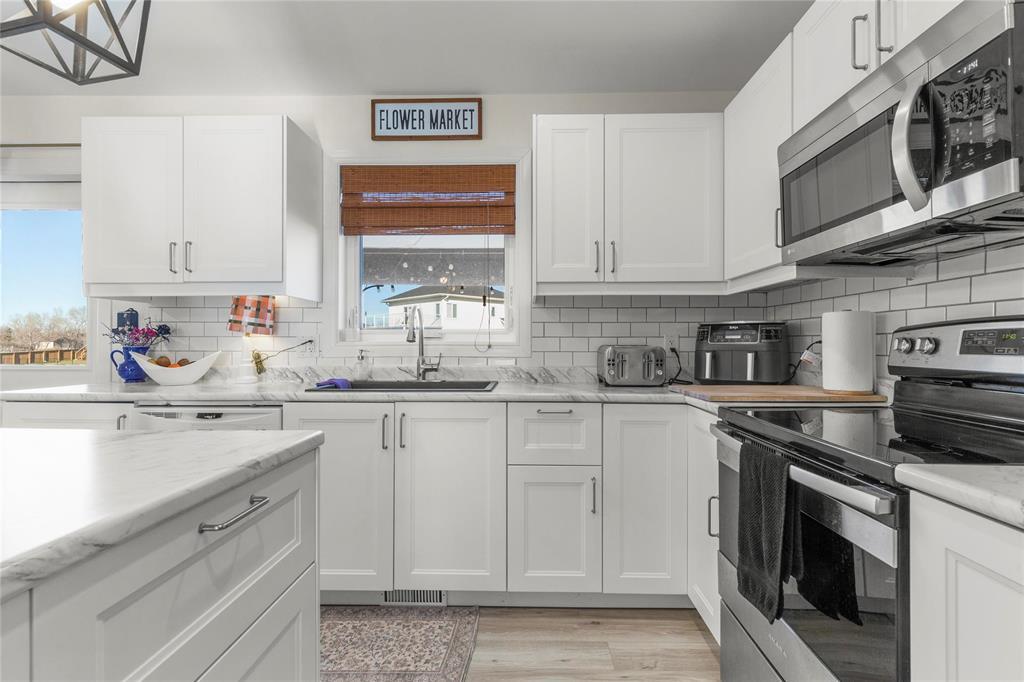 58 Feathertail Way, New Bothwell, Manitoba R0A 1C0 - Photo 5 - 202528370