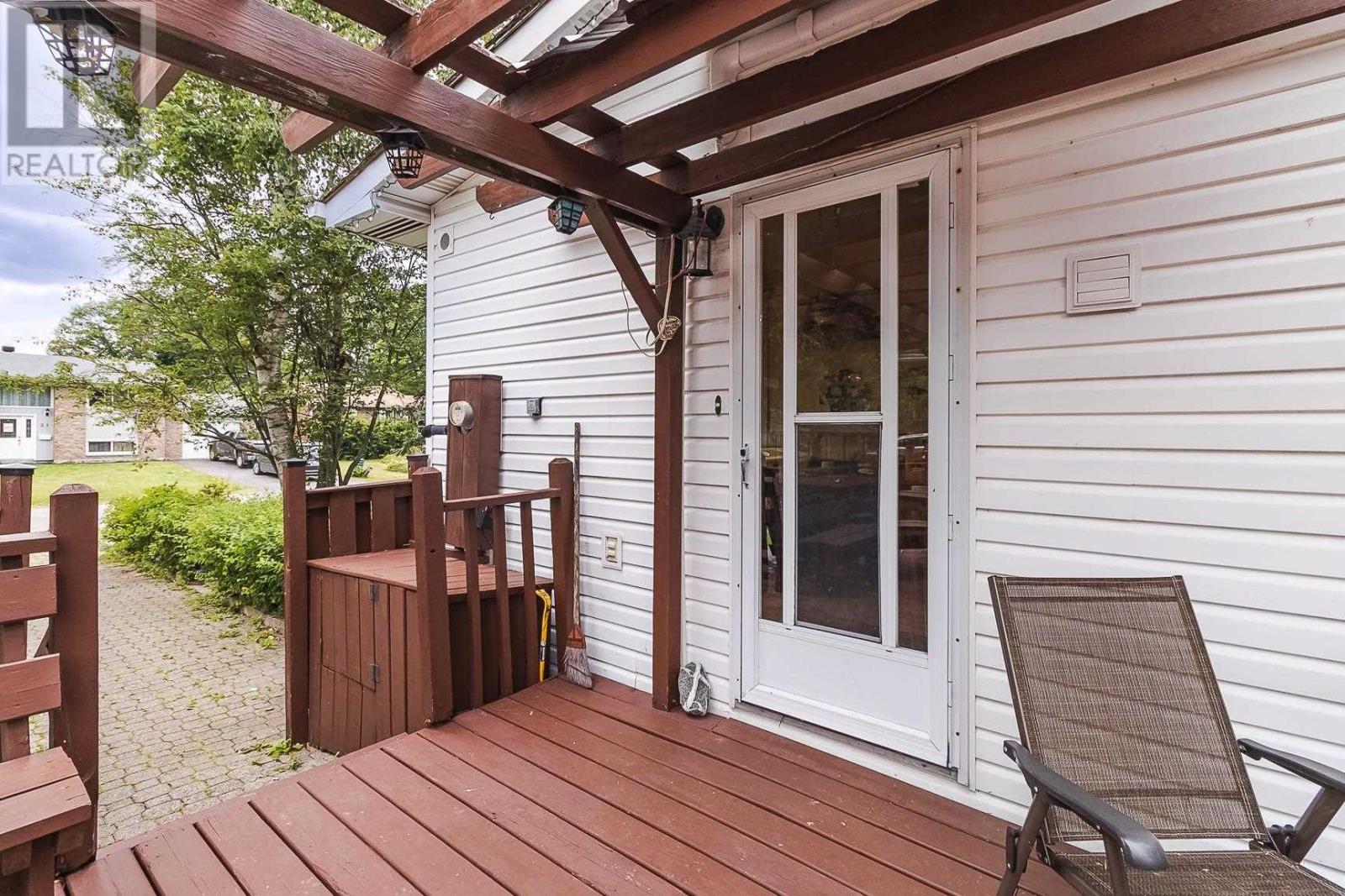 30 Carlbert St, Sault Ste. Marie, Ontario P6A 5R9 - Photo 9 - SM252667