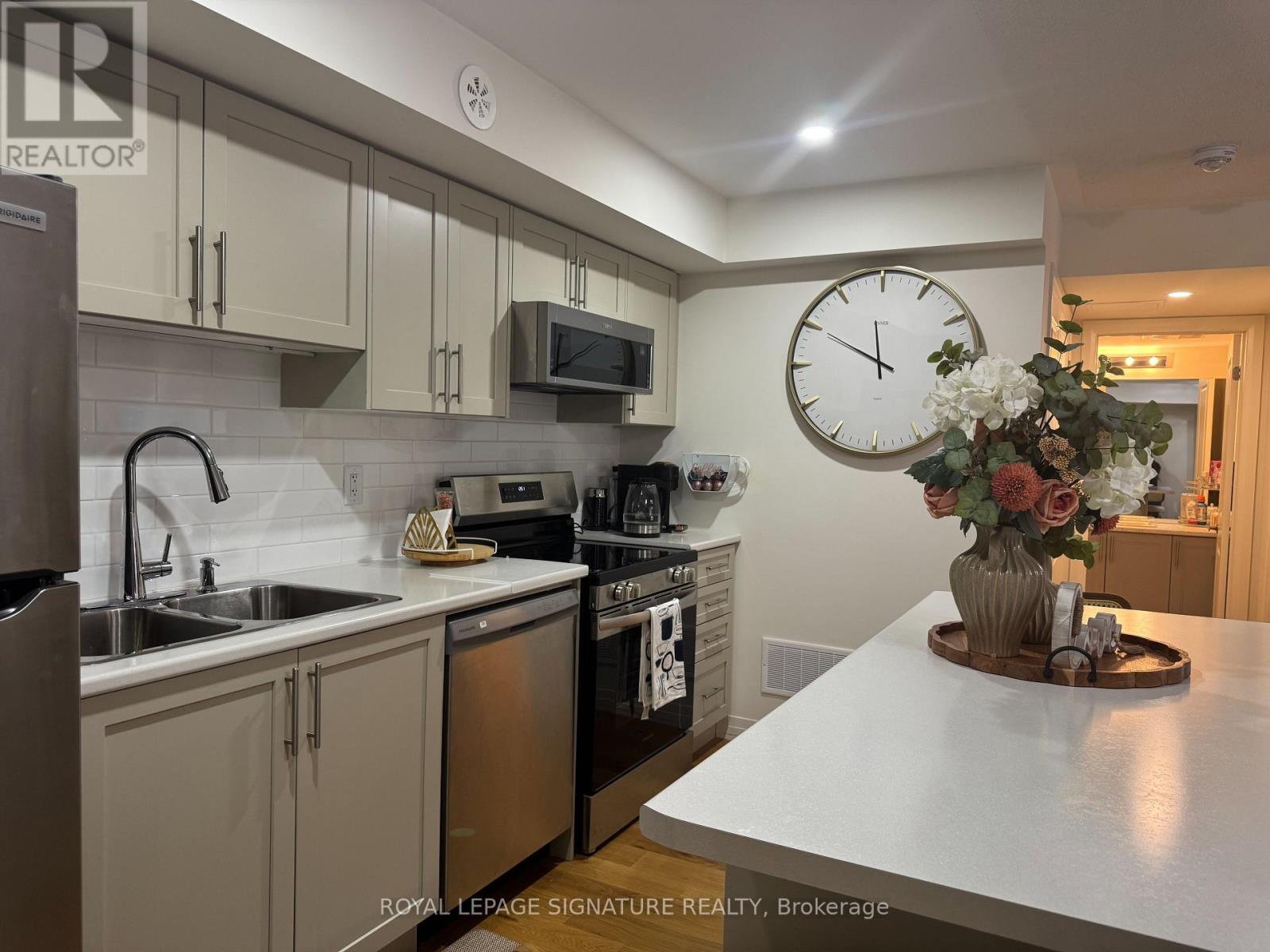 10a Lookout Drive, Clarington, Ontario  L1C 7E9 - Photo 4 - E12550942