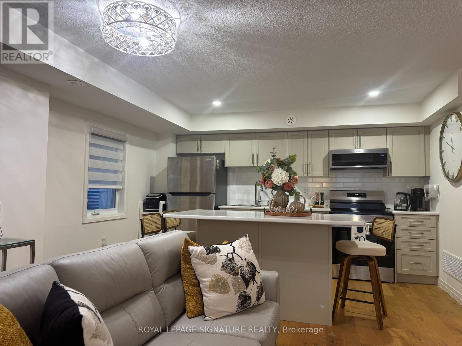 10a Lookout Drive, Clarington, Ontario  L1C 7E9 - Photo 7 - E12550942