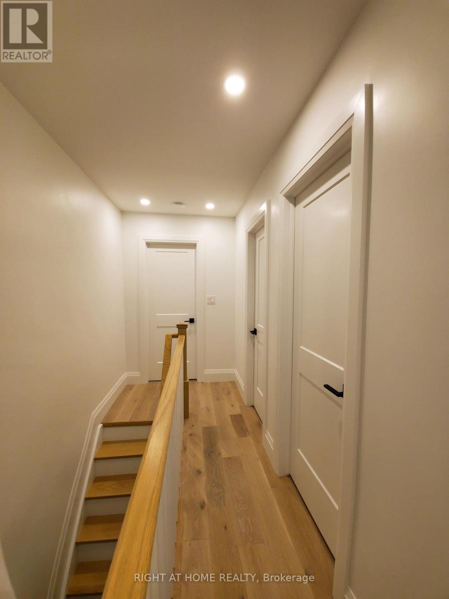 270 Glebeholme Boulevard, Toronto, Ontario M4J 1T2 - Photo 7 - E12551008