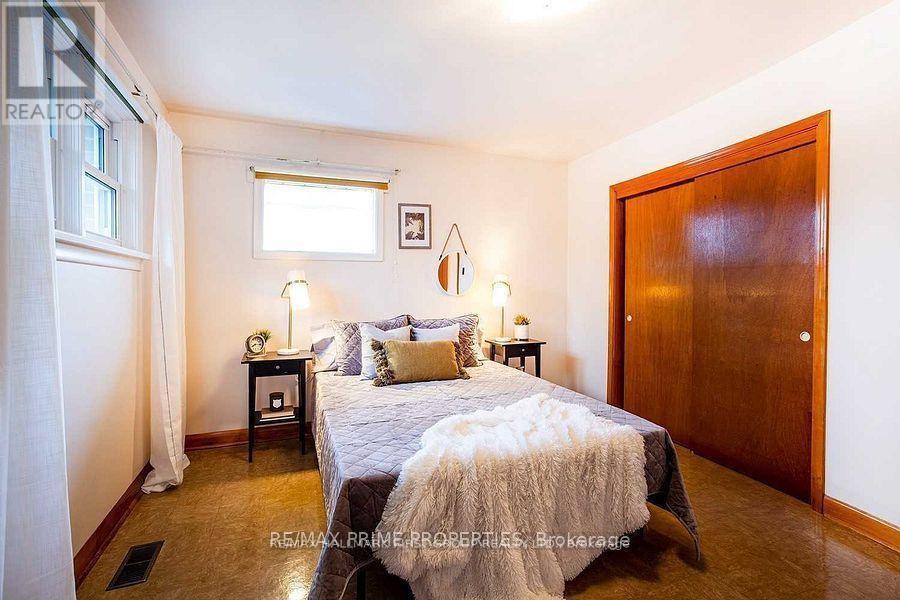 97 Elizabeth Crescent S, Whitby, Ontario  L1N 3R9 - Photo 18 - E12551034