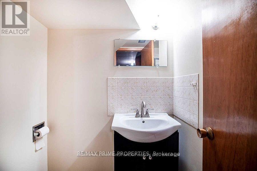 97 Elizabeth Crescent S, Whitby, Ontario  L1N 3R9 - Photo 19 - E12551034