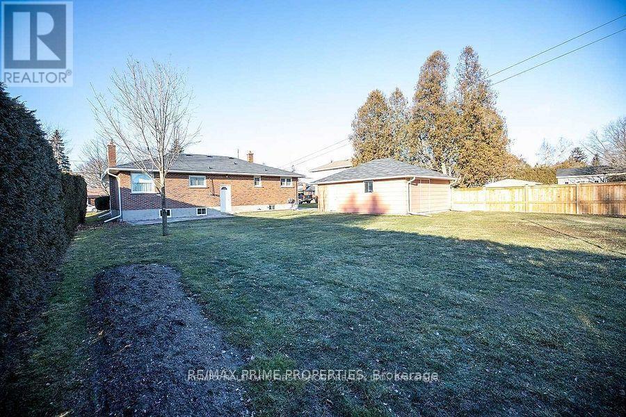 97 Elizabeth Crescent S, Whitby, Ontario  L1N 3R9 - Photo 25 - E12551034