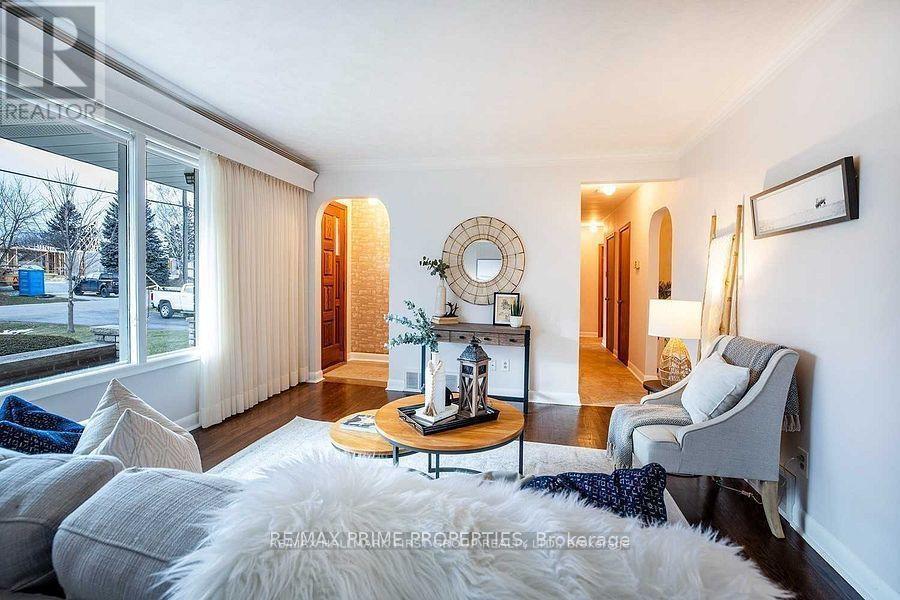 97 Elizabeth Crescent S, Whitby, Ontario  L1N 3R9 - Photo 5 - E12551034