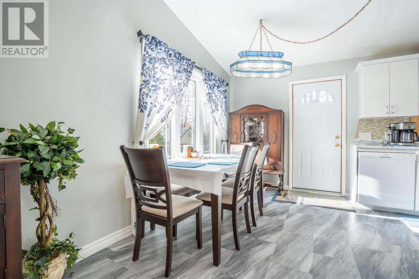 458 Macdonald Ave, Sault Ste. Marie, Ontario P6B 1H9 - Photo 21 - SM253278