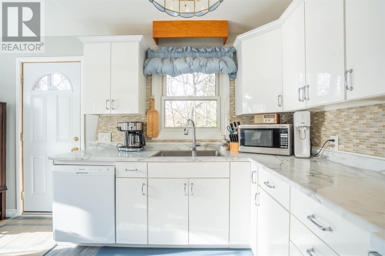 458 Macdonald Ave, Sault Ste. Marie, Ontario  P6B 1H9 - Photo 24 - SM253278