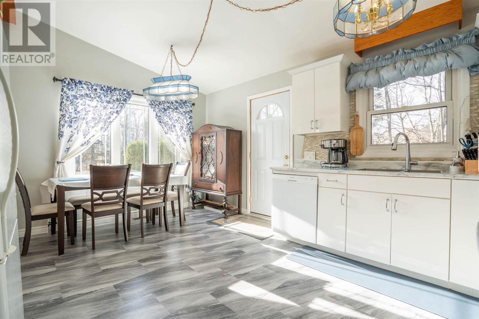 458 Macdonald Ave, Sault Ste. Marie, Ontario  P6B 1H9 - Photo 26 - SM253278