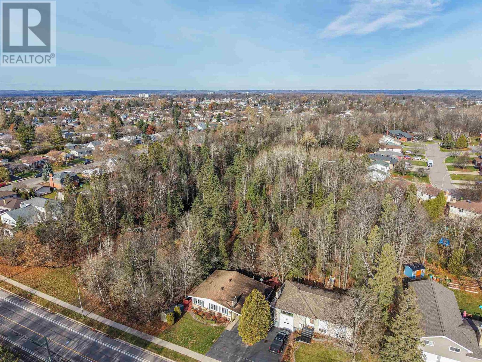 458 Macdonald Ave, Sault Ste. Marie, Ontario  P6B 1H9 - Photo 6 - SM253278