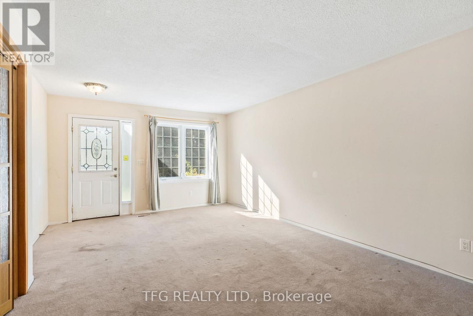 388 Pompano Court, Oshawa, Ontario  L1K 1M9 - Photo 12 - E12551046