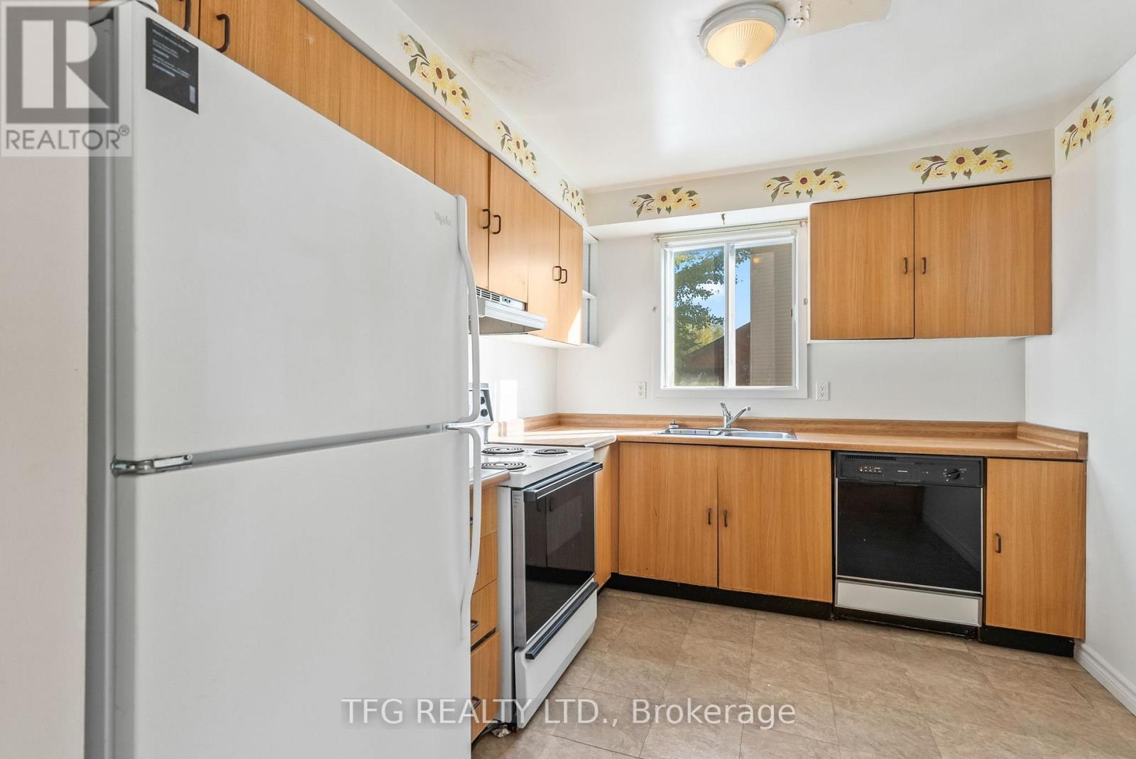 388 Pompano Court, Oshawa, Ontario  L1K 1M9 - Photo 16 - E12551046