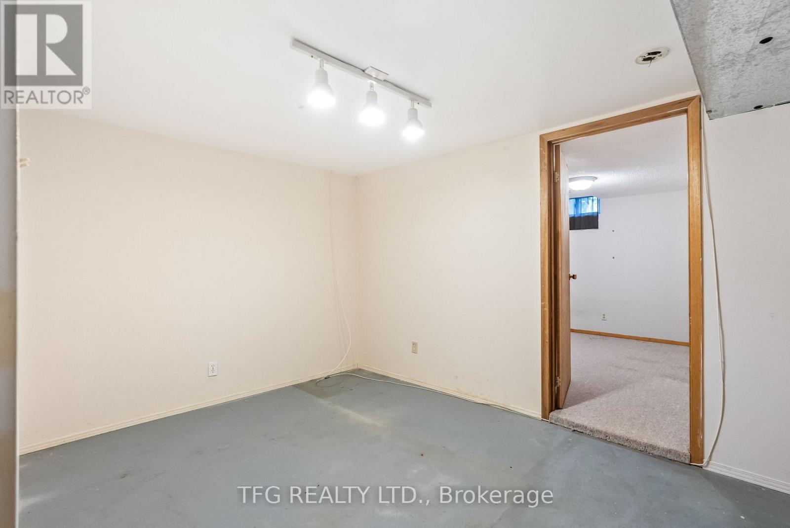 388 Pompano Court, Oshawa, Ontario  L1K 1M9 - Photo 32 - E12551046