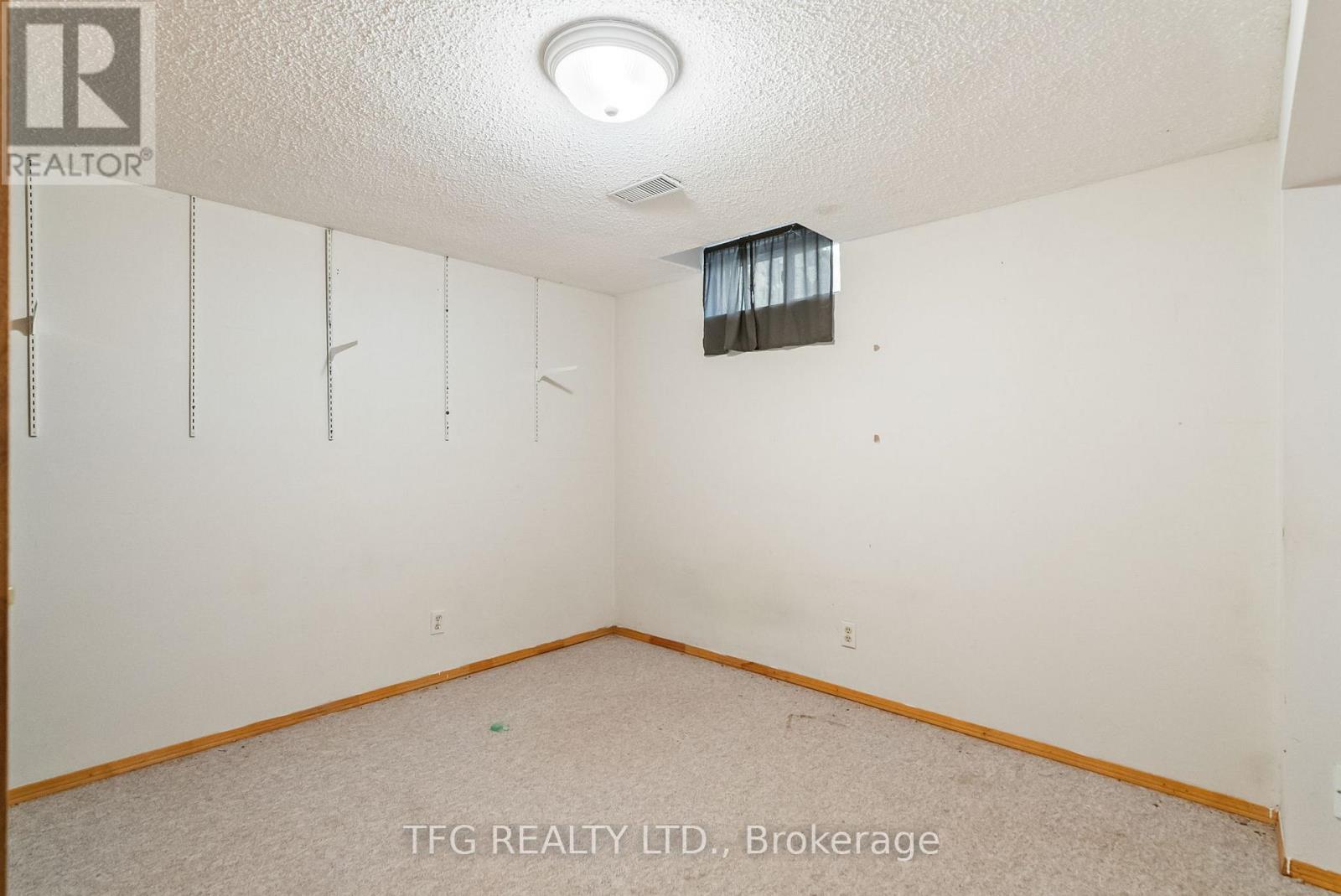 388 Pompano Court, Oshawa, Ontario  L1K 1M9 - Photo 35 - E12551046