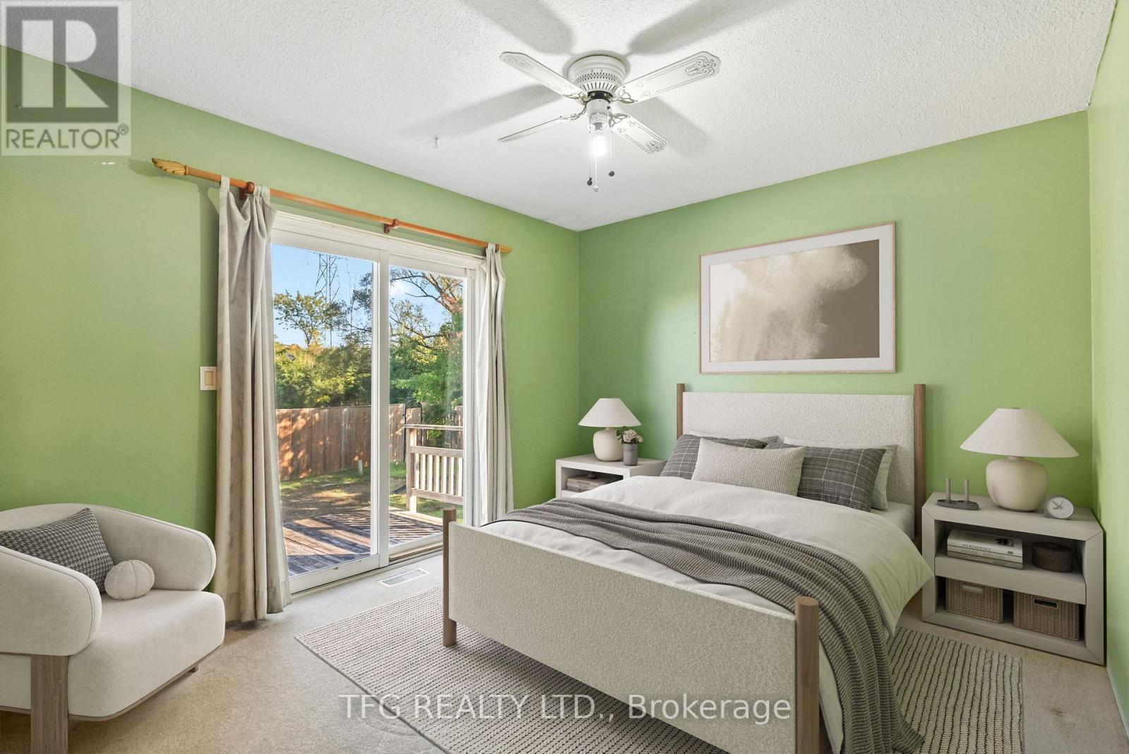 388 Pompano Court, Oshawa, Ontario  L1K 1M9 - Photo 5 - E12551046