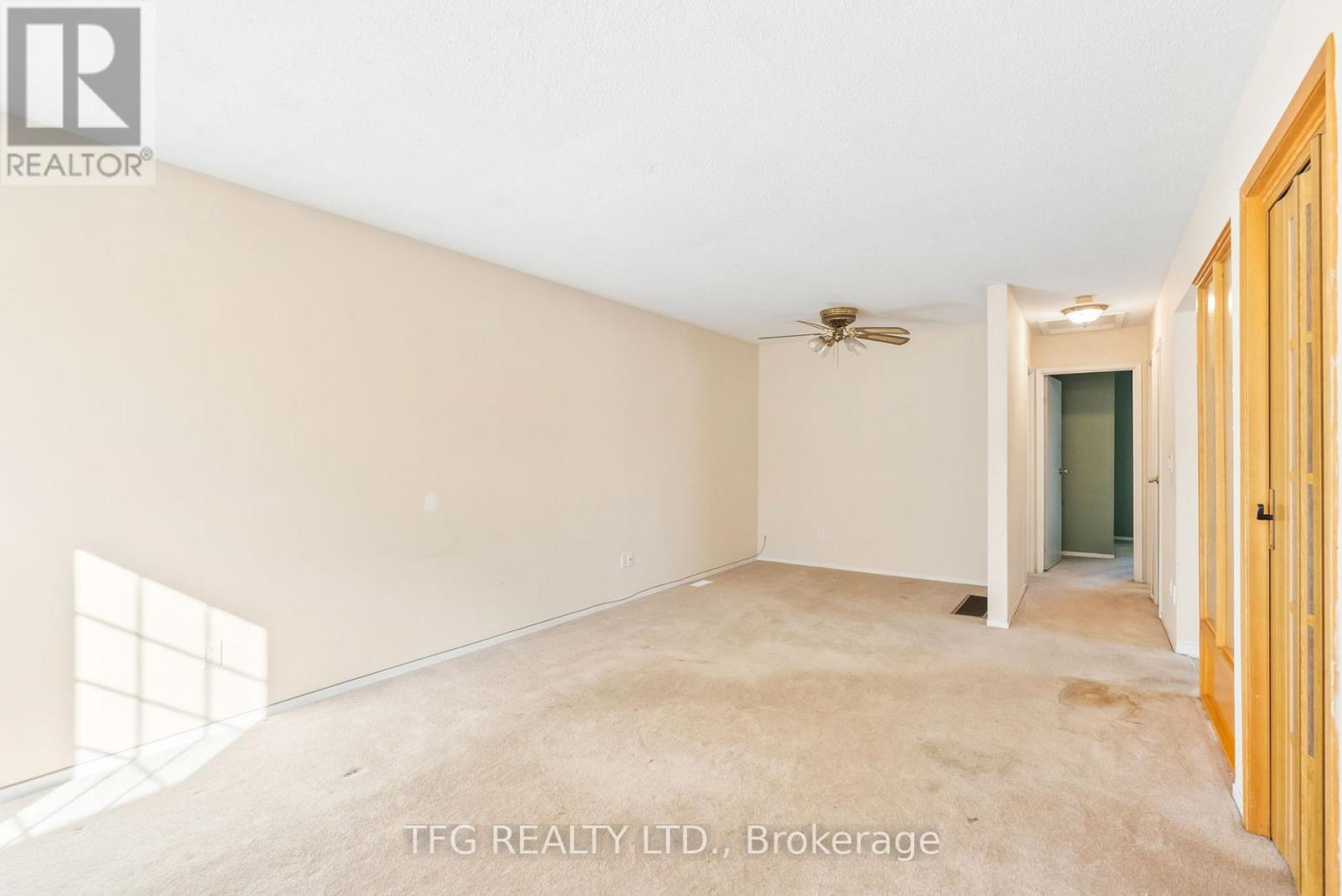 388 Pompano Court, Oshawa, Ontario  L1K 1M9 - Photo 9 - E12551046