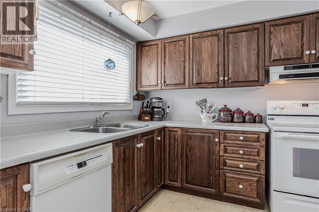 1254 Treeland Street, Burlington, Ontario  L7R 3T6 - Photo 15 - 40767070