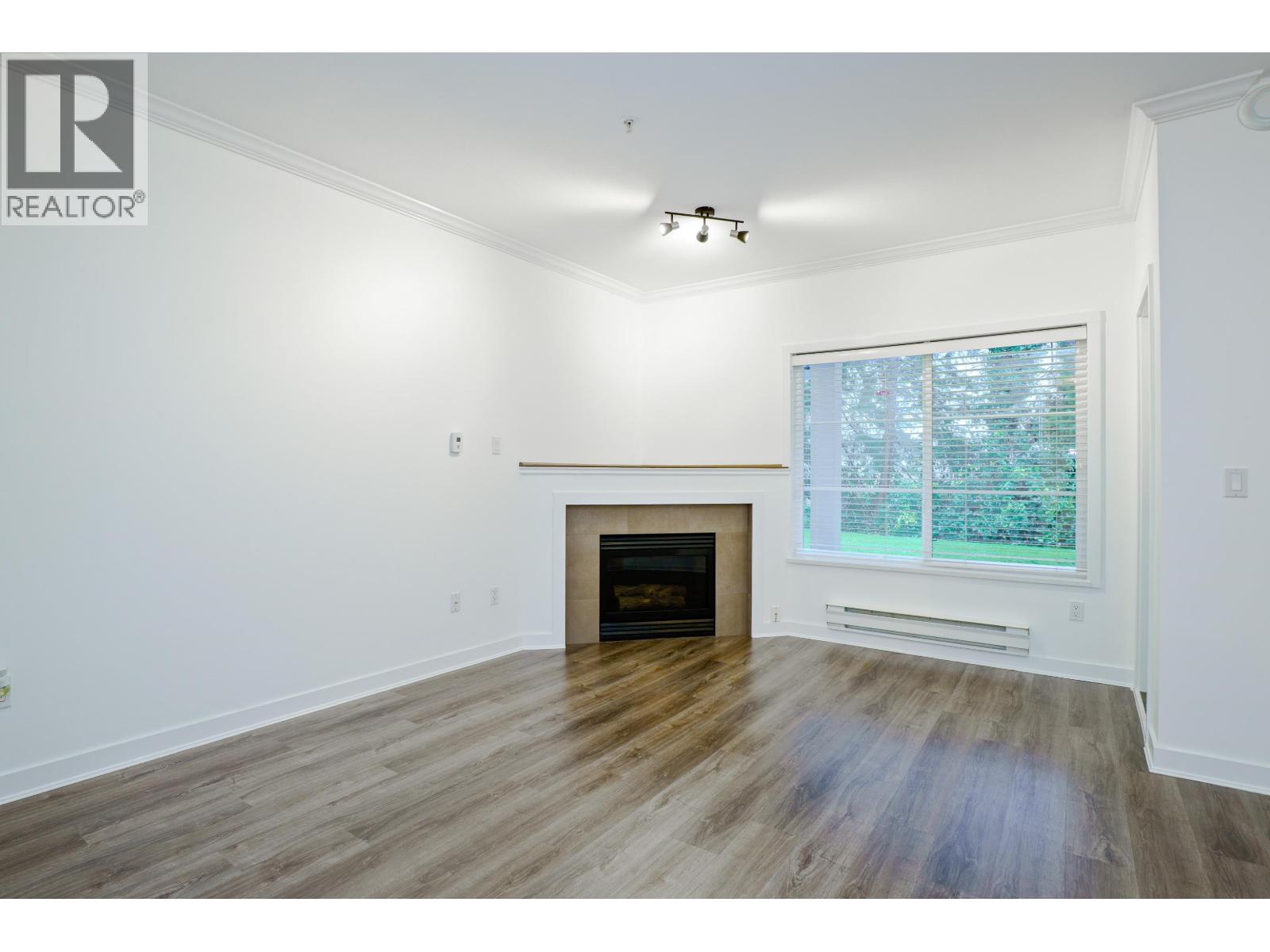 105 11519 Burnett Street, Maple Ridge, British Columbia  V2X 6P3 - Photo 10 - R3067736