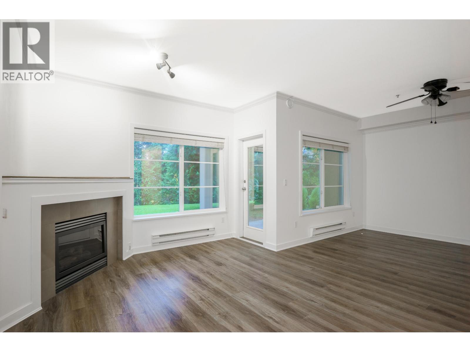 105 11519 Burnett Street, Maple Ridge, British Columbia  V2X 6P3 - Photo 4 - R3067736