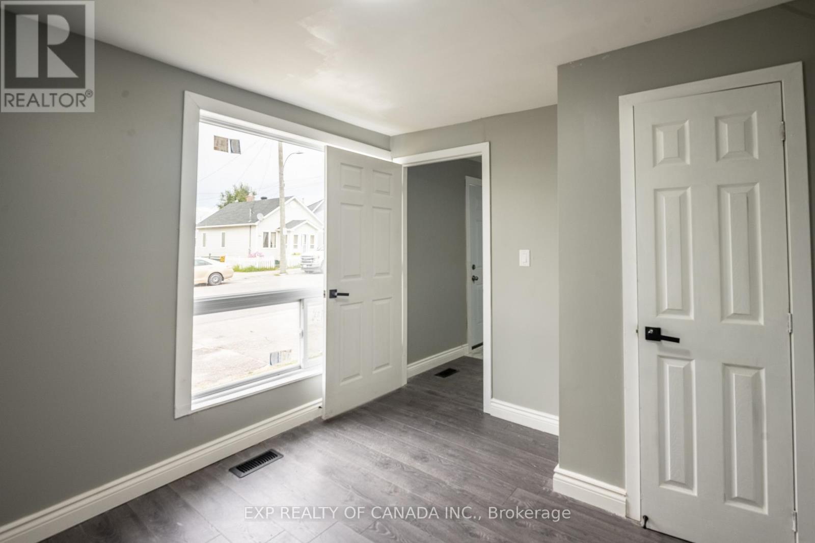 94 Father Costello Drive, Timmins, Ontario  P0N 1G0 - Photo 4 - T12364925