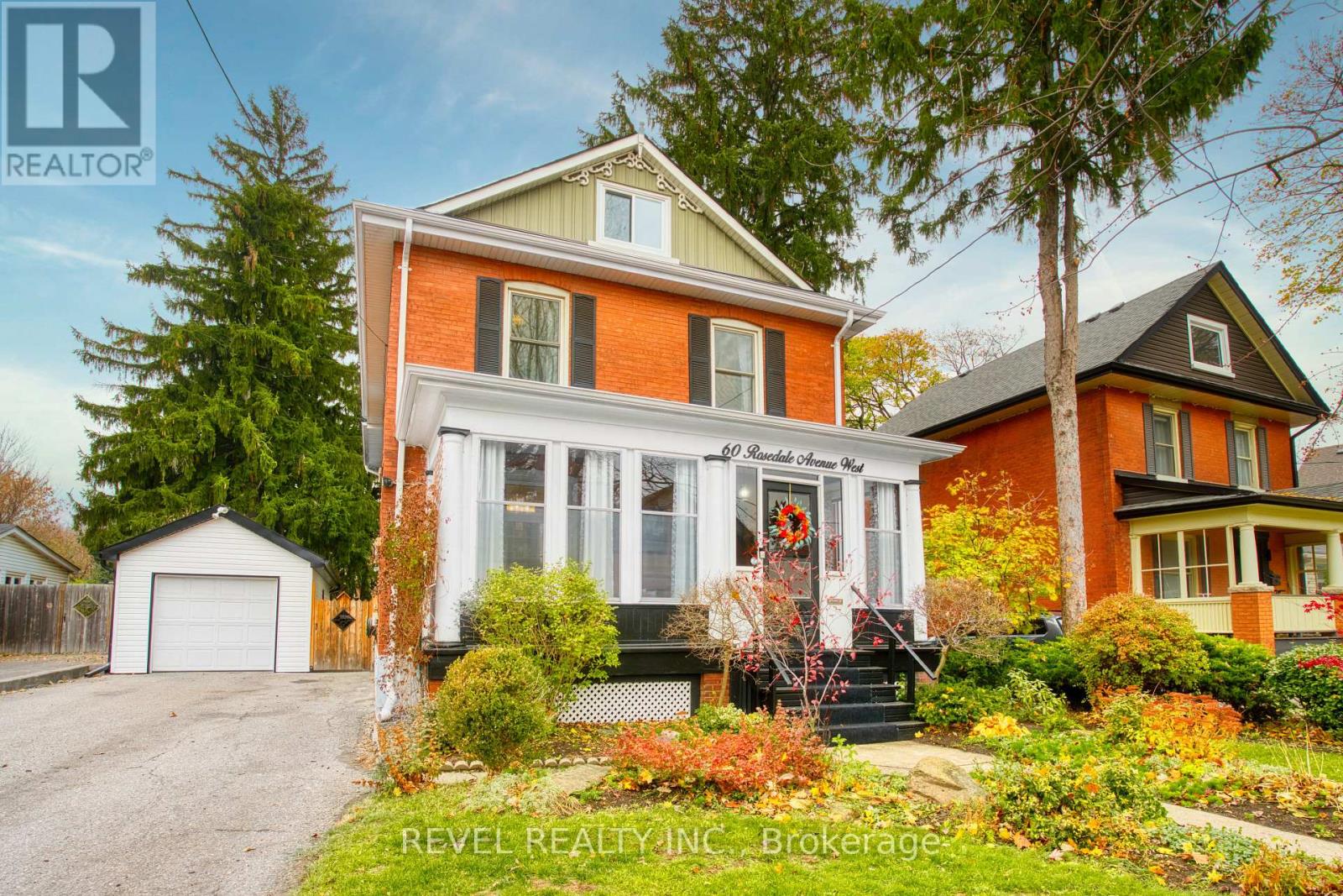 60 Rosedale Avenue W, Brampton, Ontario L6X 1K1 - Photo 2 - W12551158