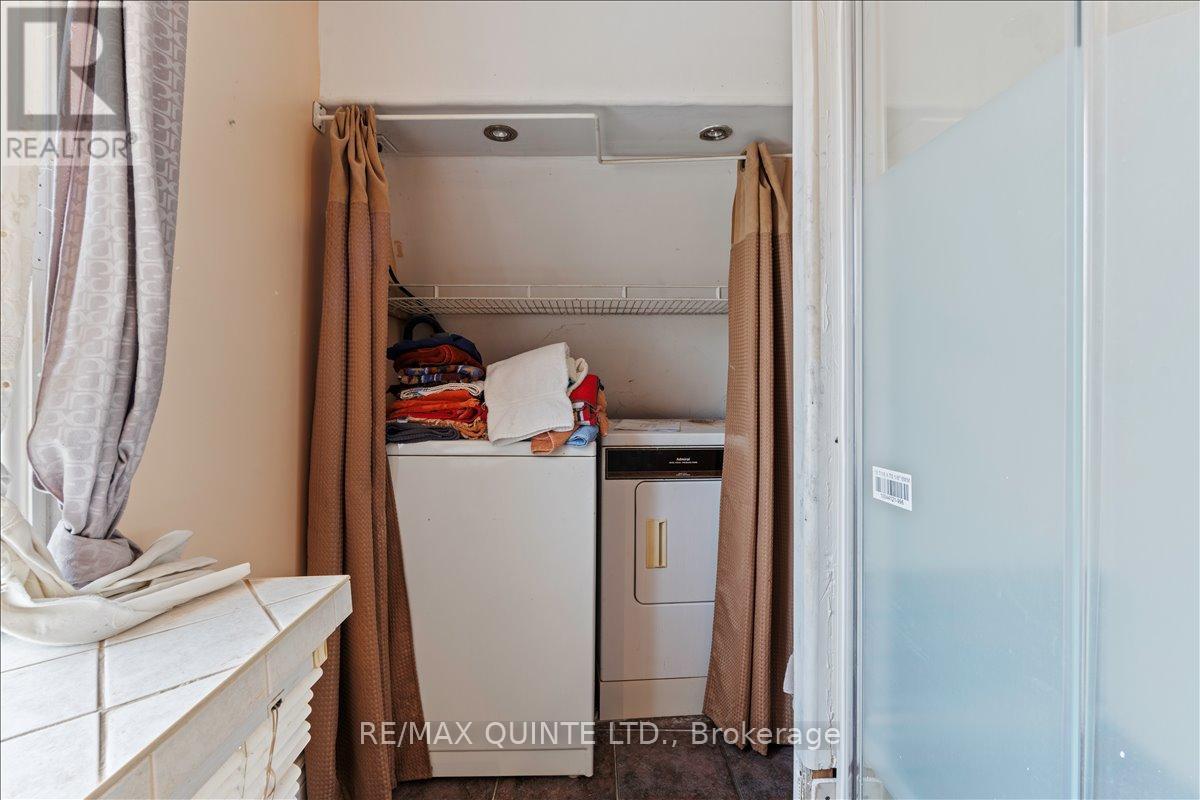 19 Broad Street, Prince Edward County, Ontario  K0K 2T0 - Photo 21 - X12551294