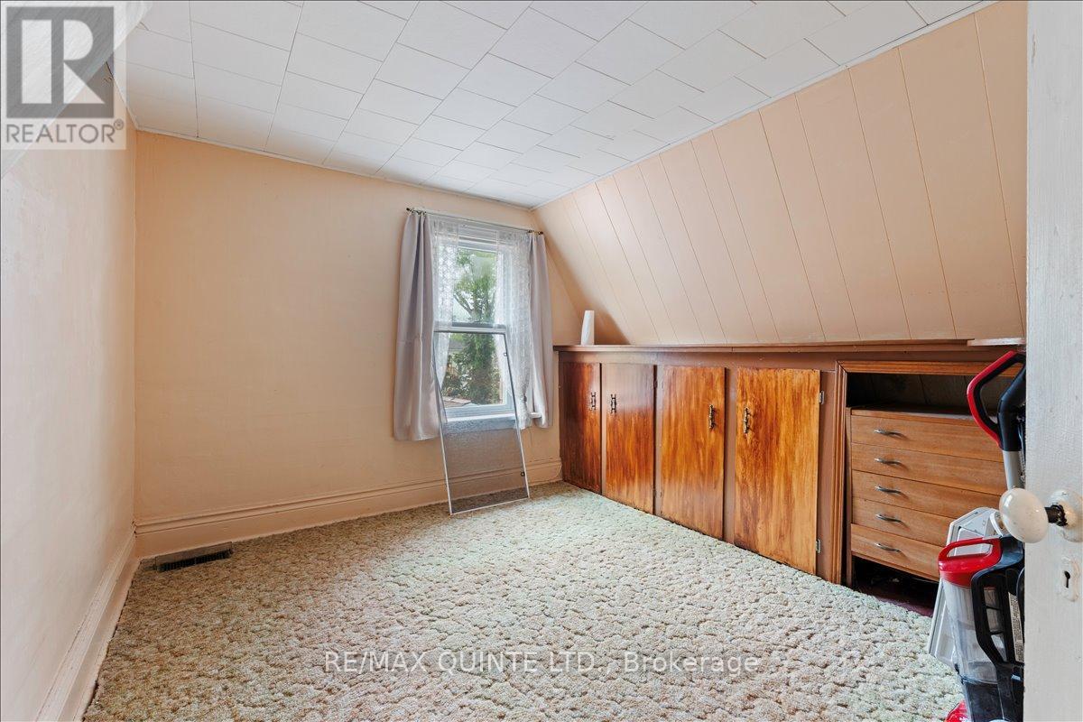 19 Broad Street, Prince Edward County, Ontario  K0K 2T0 - Photo 24 - X12551294