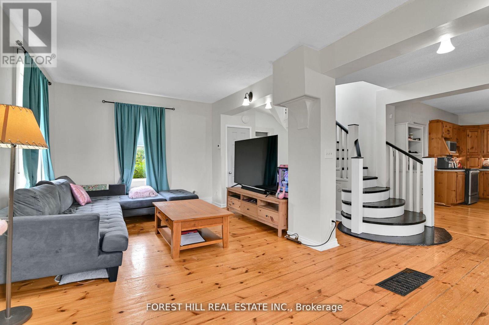 3574 Avonmore Road, North Stormont, Ontario  K0C 1C0 - Photo 16 - X12488290