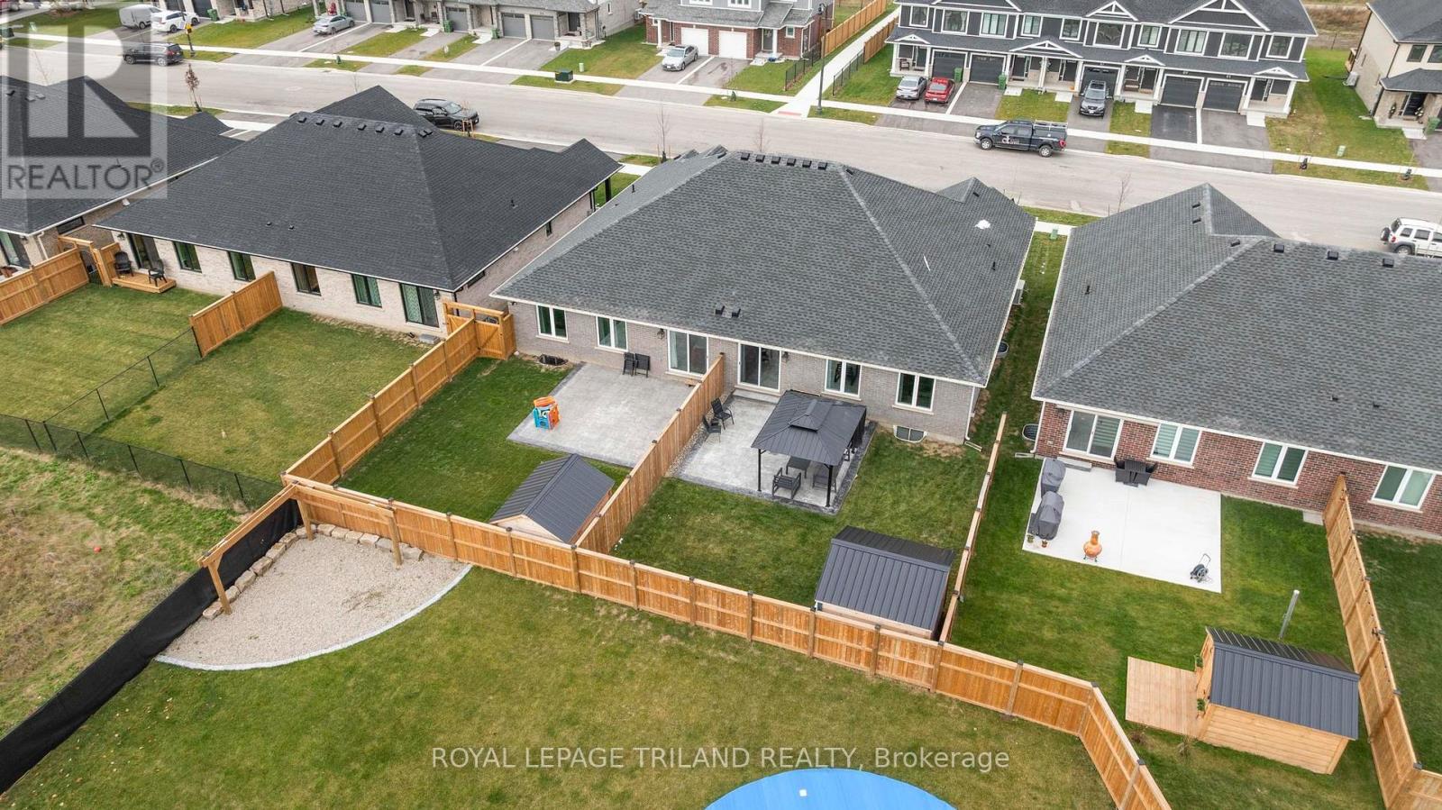 84 Empire Parkway, St. Thomas, Ontario N5R 0N4 - Photo 31 - X12551040