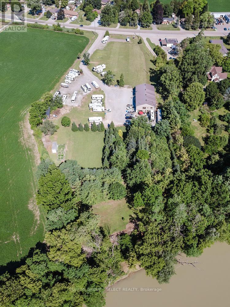 9450 Longwoods Road, Chatham-Kent, Ontario  N7M 5J1 - Photo 41 - X12551092