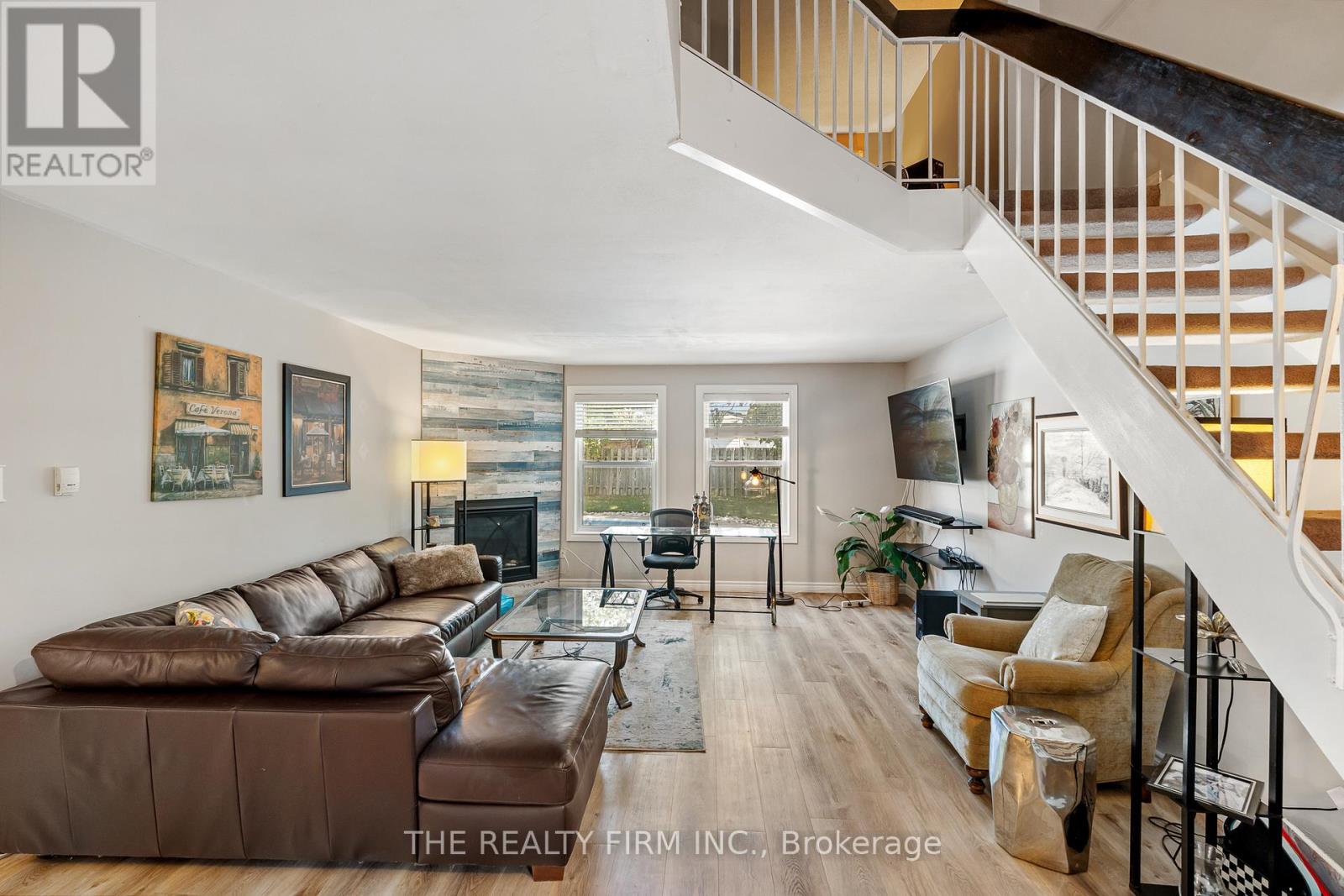 26 Monmore Road, London North, Ontario  N6G 2W6 - Photo 8 - X12551100