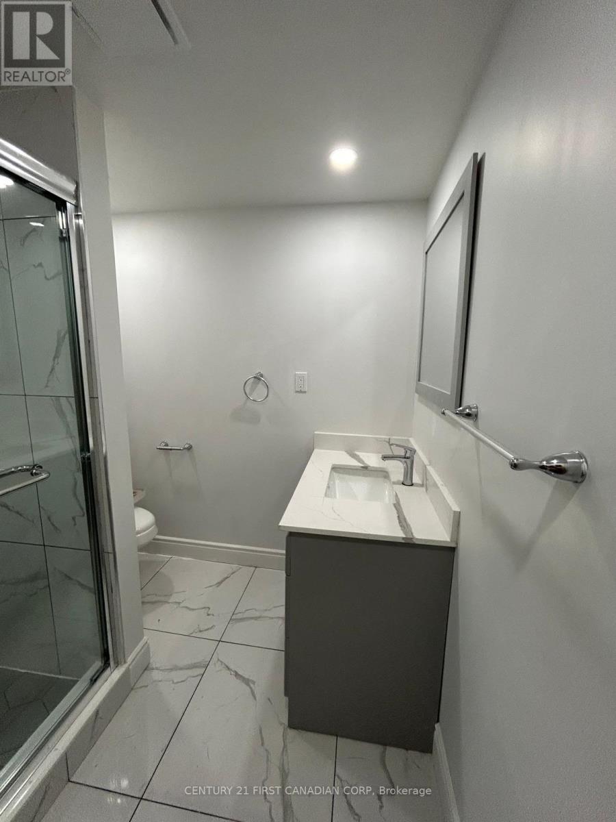 7-Lower - 595 Third Street, London East, Ontario  N5V 4A1 - Photo 4 - X12551238
