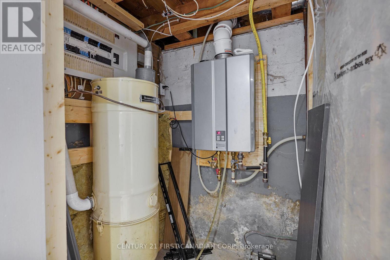 4279 South Routledge Road, London South, Ontario  N6P 1A3 - Photo 35 - X12551262