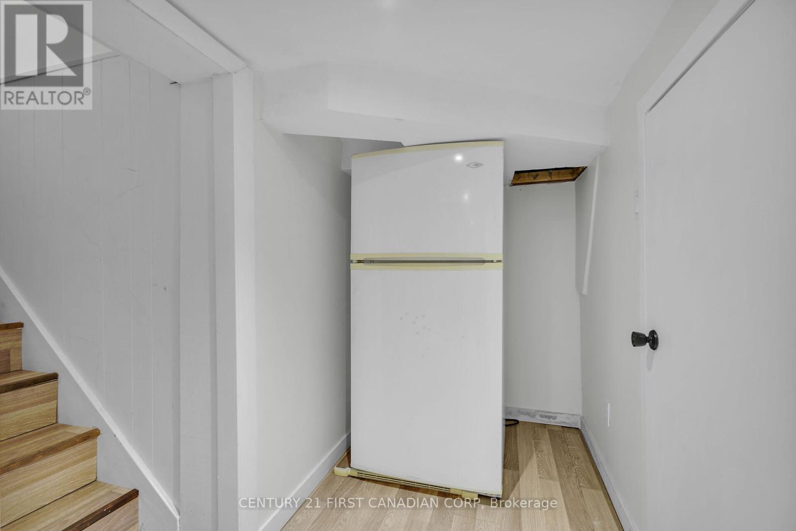 4279 South Routledge Road, London South, Ontario  N6P 1A3 - Photo 37 - X12551262