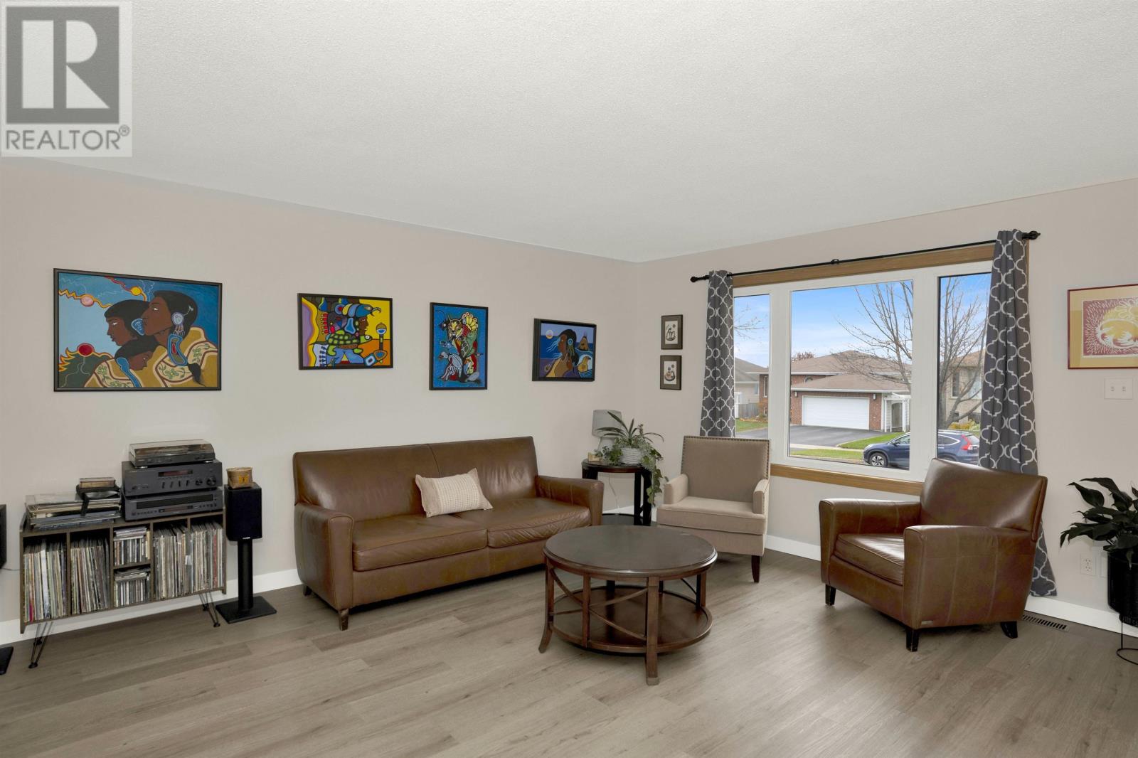 145 Nottingham Cres, Thunder Bay, Ontario  P7G 1B5 - Photo 5 - TB253432