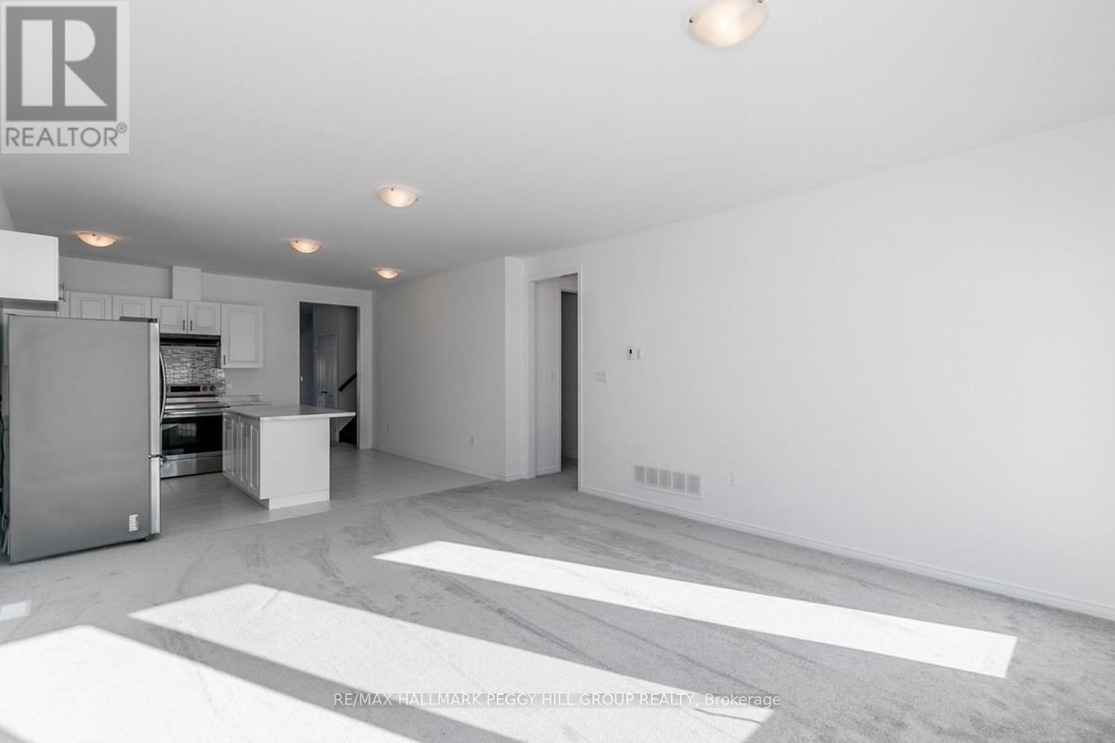 98 Isabella Drive, Orillia, Ontario  L3V 8K7 - Photo 15 - S12550978