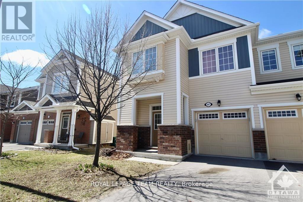 507 Foxlight Circle, Ottawa, Ontario  K2R 1G9 - Photo 2 - X12551118