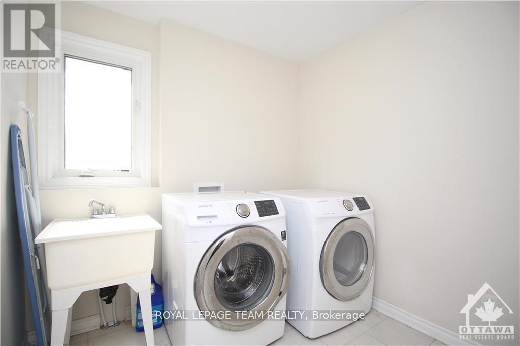 507 Foxlight Circle, Ottawa, Ontario  K2R 1G9 - Photo 26 - X12551118