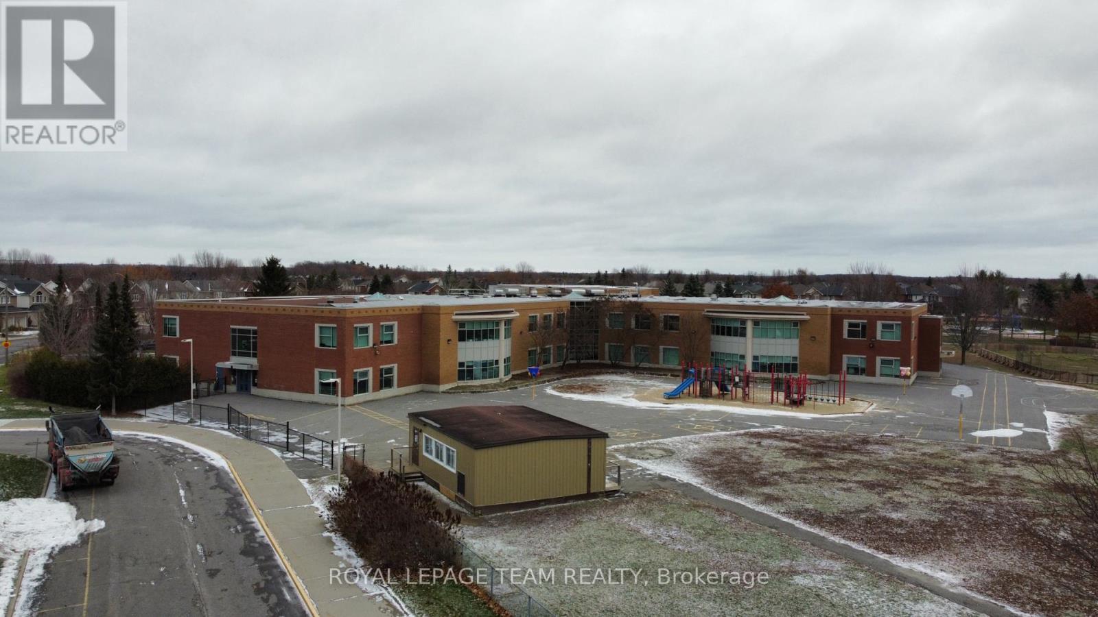 135 Stoneway Drive, Ottawa, Ontario  K2G 6P5 - Photo 37 - X12551120