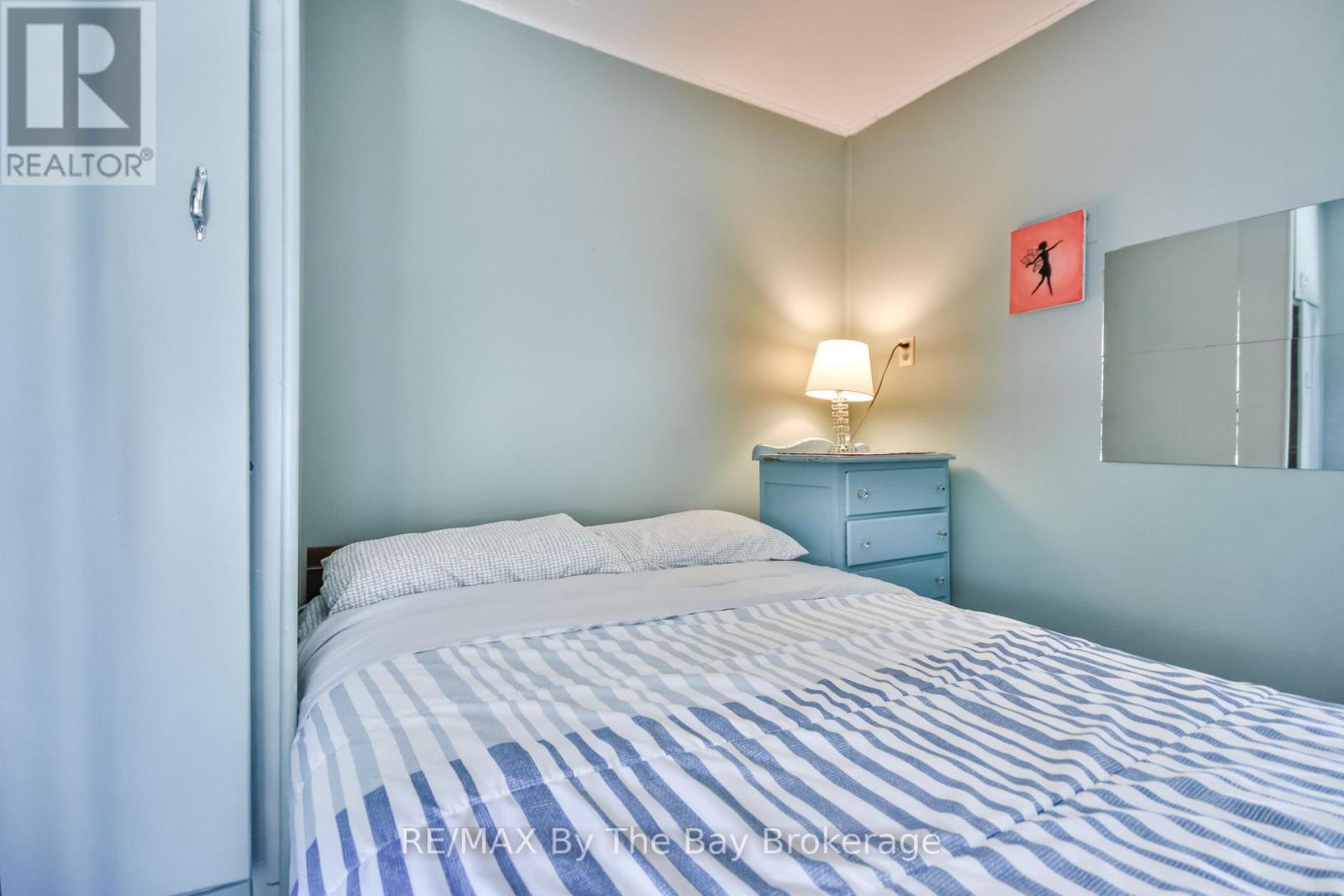 762 Eastdale Drive, Wasaga Beach, Ontario  L9Z 2R2 - Photo 22 - S12379620