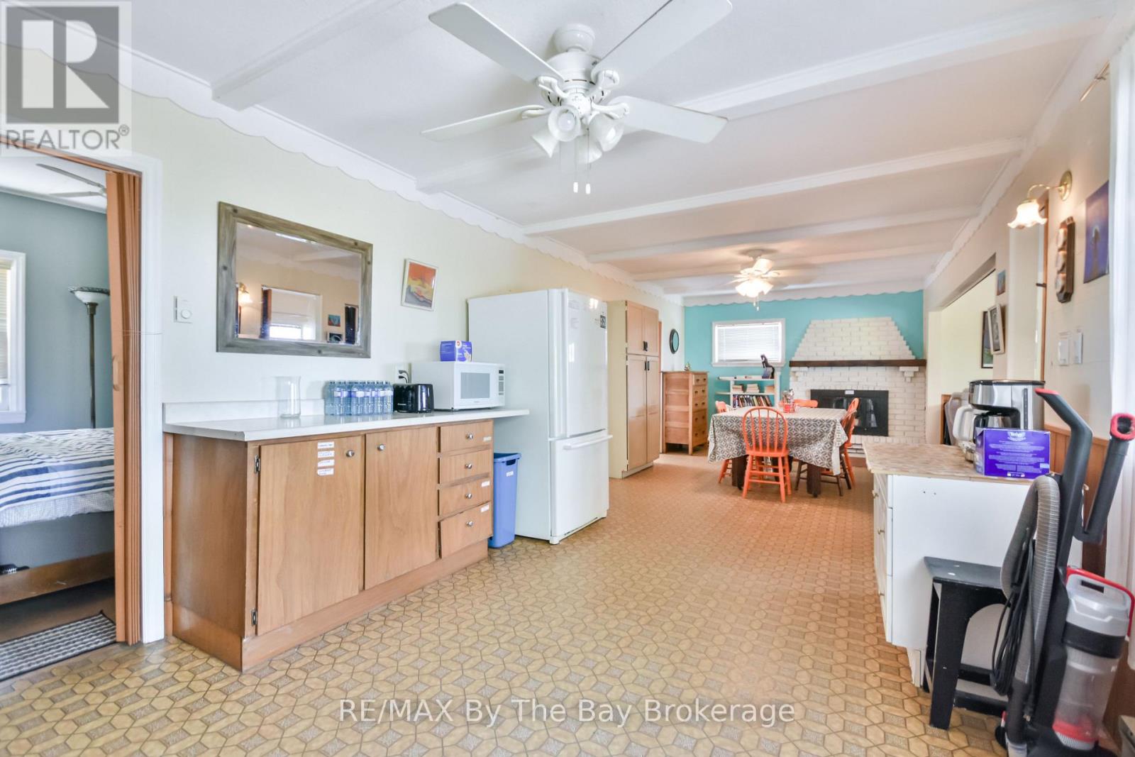 762 Eastdale Drive, Wasaga Beach, Ontario  L9Z 2R2 - Photo 19 - S12379620