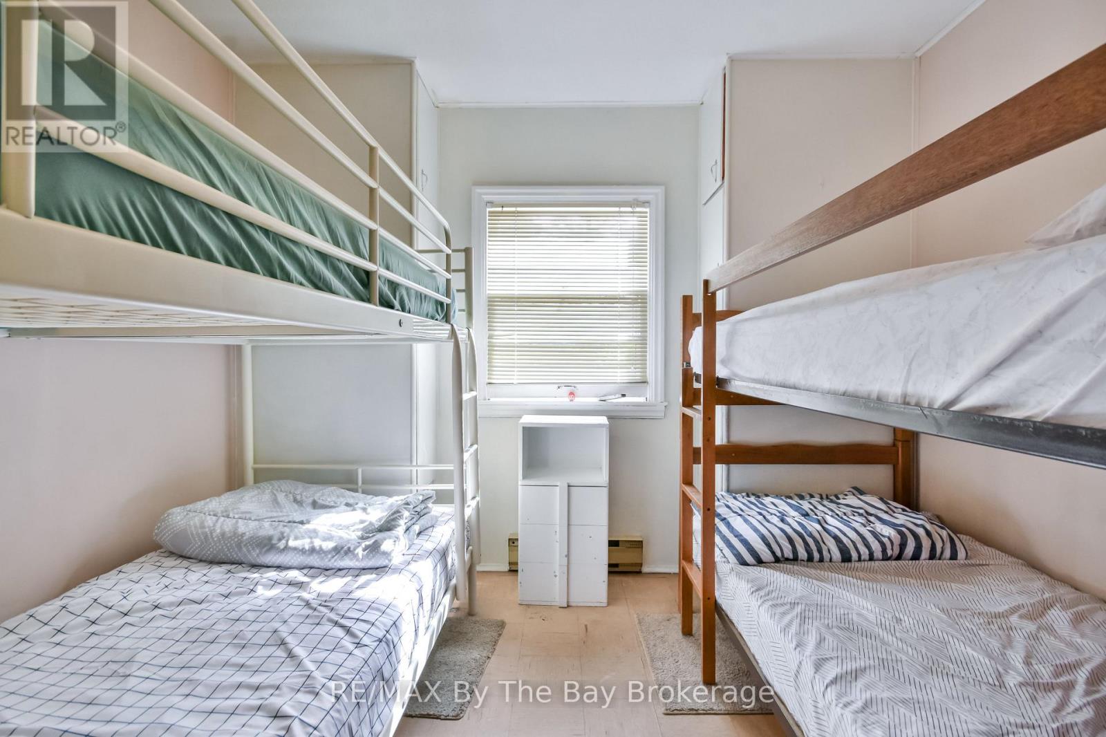 762 Eastdale Drive, Wasaga Beach, Ontario  L9Z 2R2 - Photo 24 - S12379620