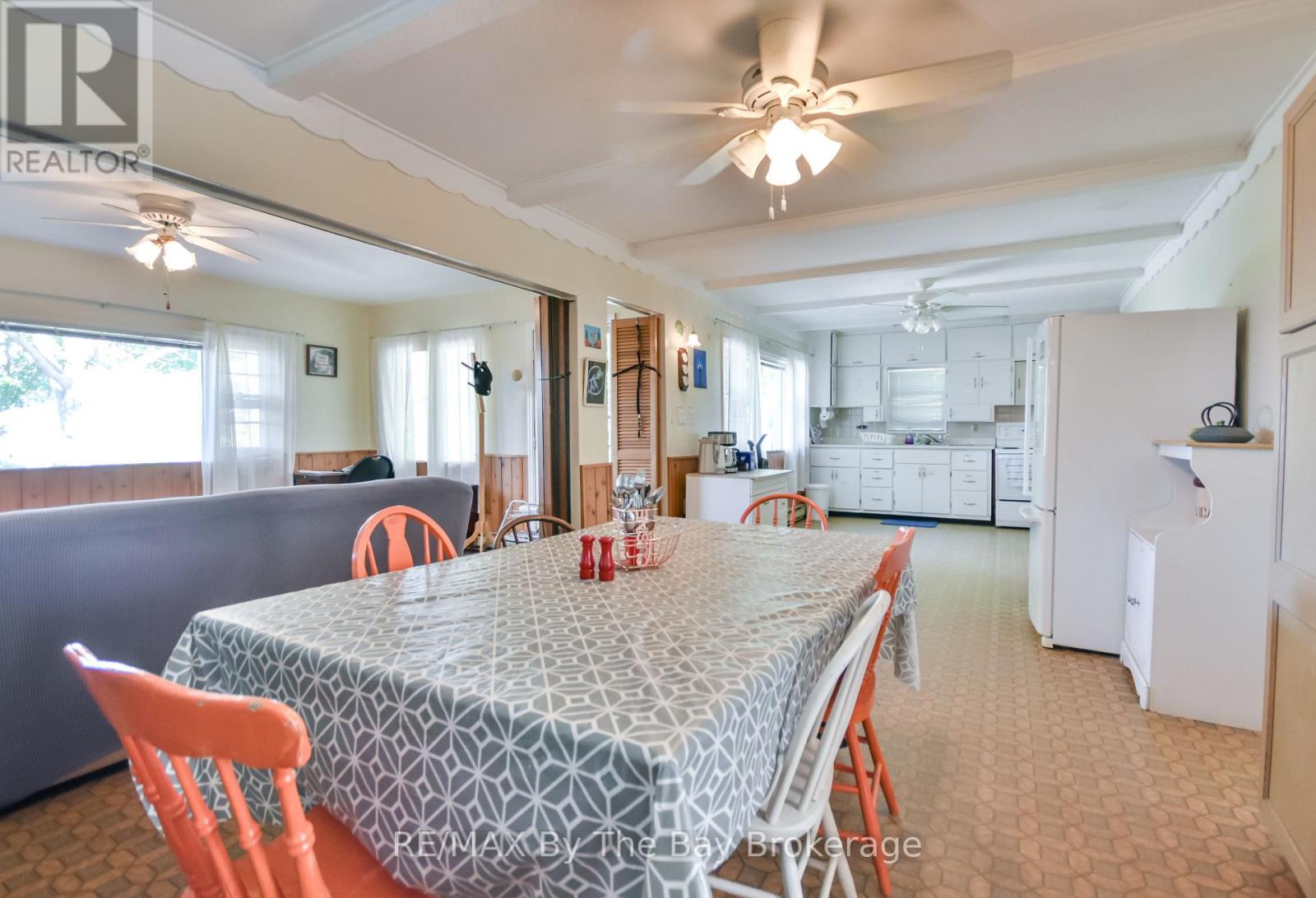 762 Eastdale Drive, Wasaga Beach, Ontario  L9Z 2R2 - Photo 29 - S12379620