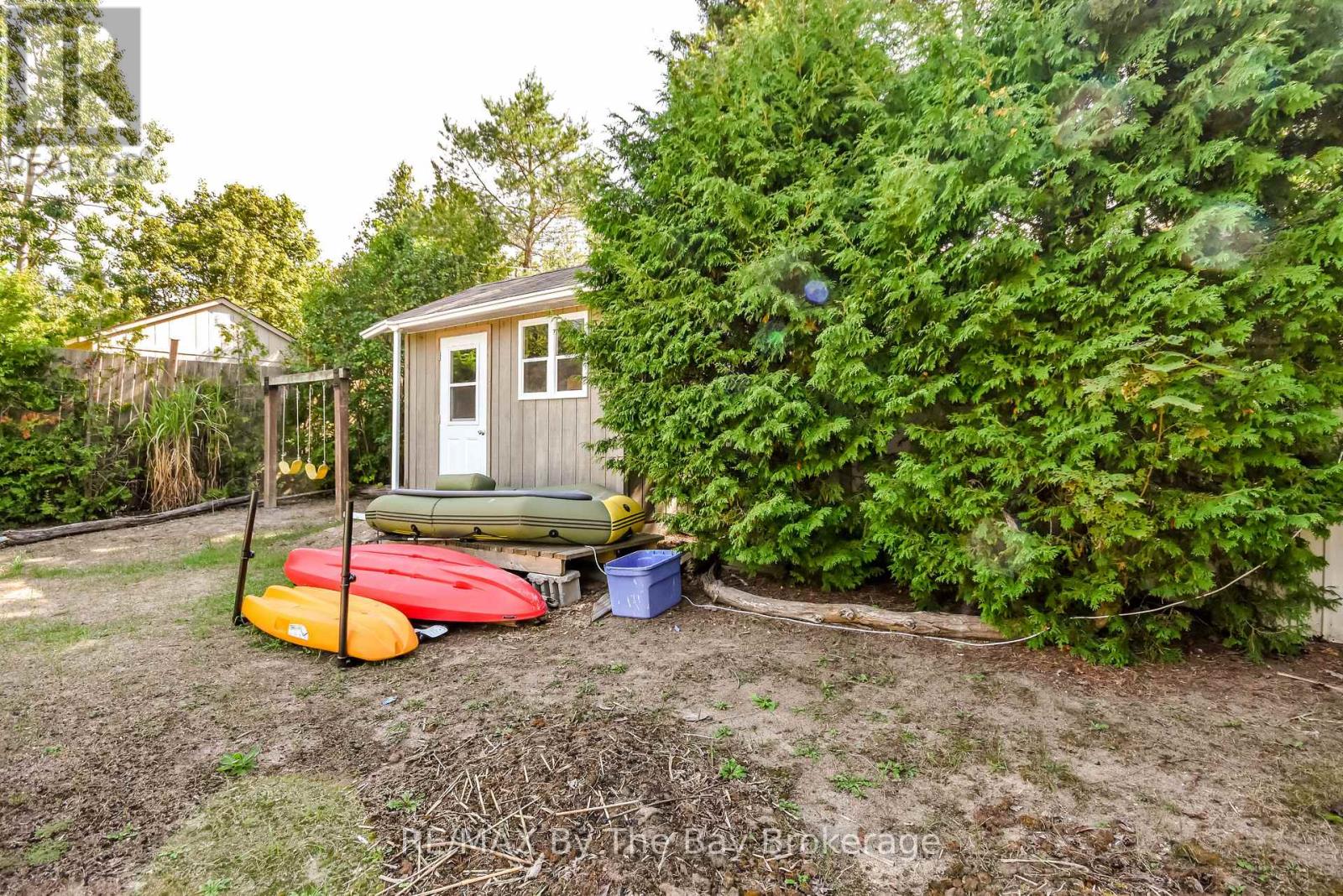 762 Eastdale Drive, Wasaga Beach, Ontario  L9Z 2R2 - Photo 40 - S12379620